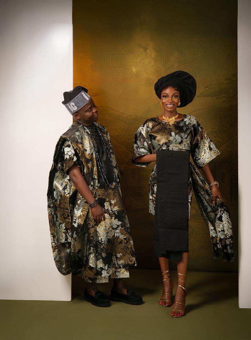 Couple in traditional Nigerian outfit